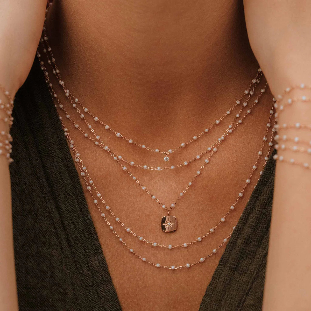 Pendentif Luchy Letter C or jaune et diamants