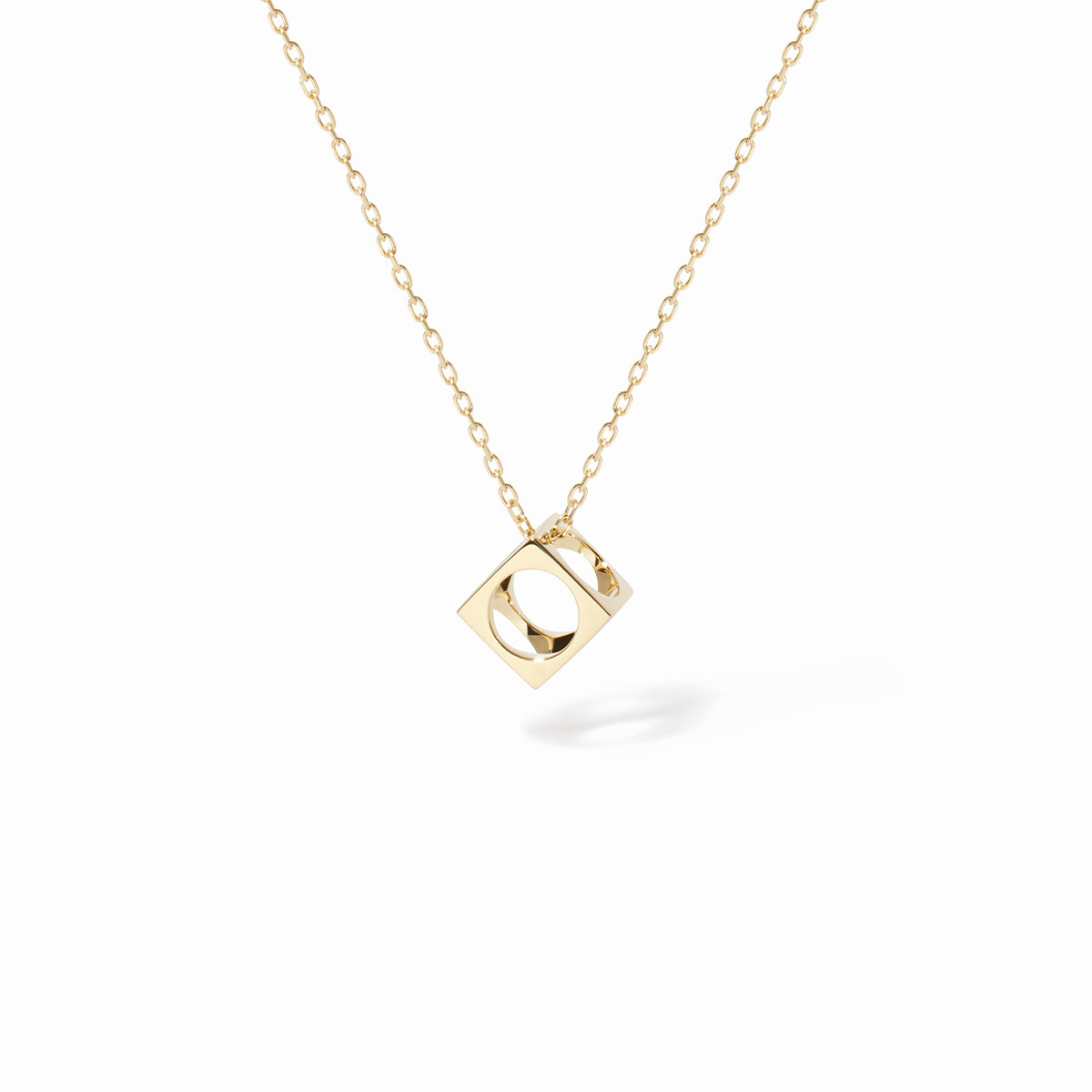 Pendentif sur chaine Le Pavé petit modèle or jaune