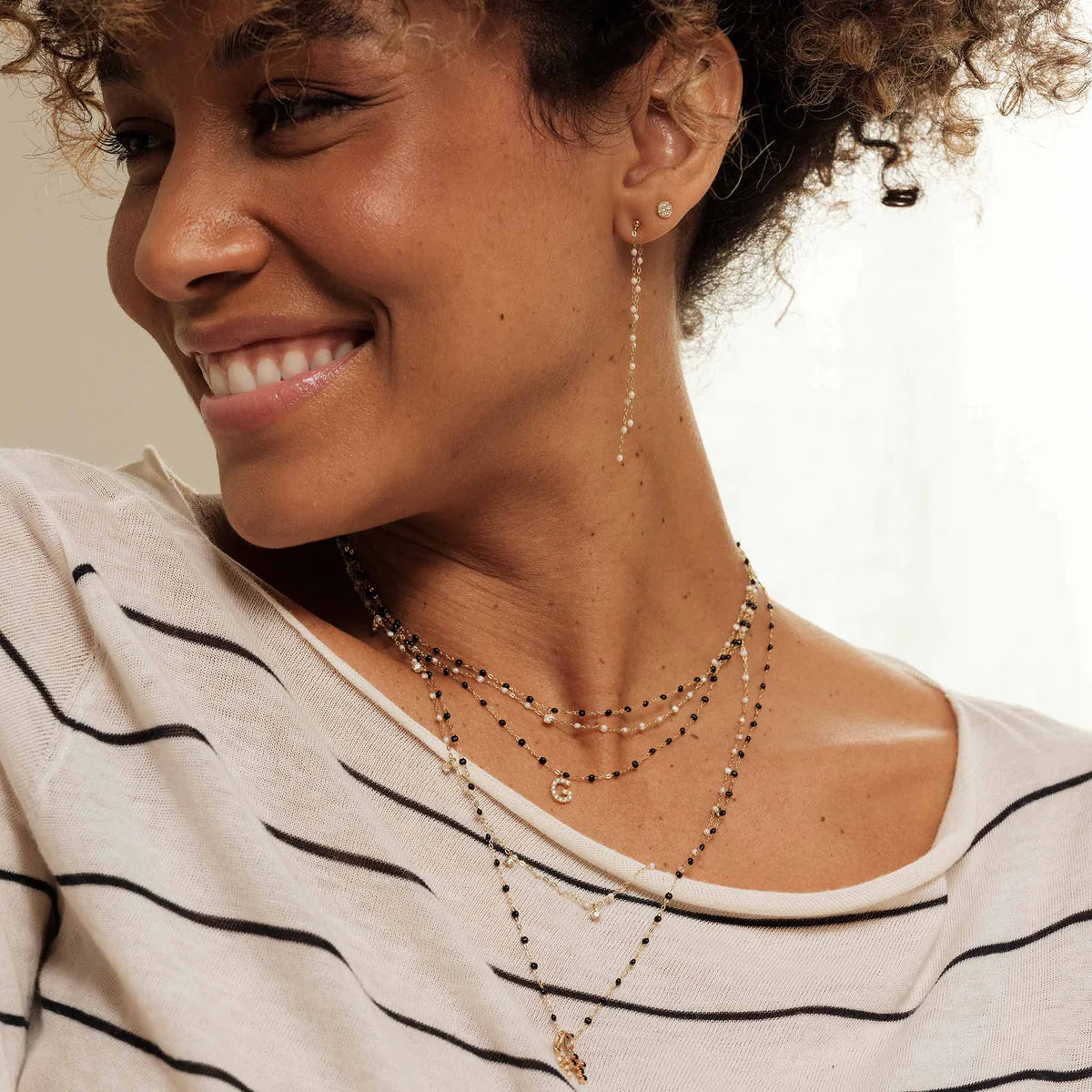 Sautoir Gigi Classique noir or jaune 60cm