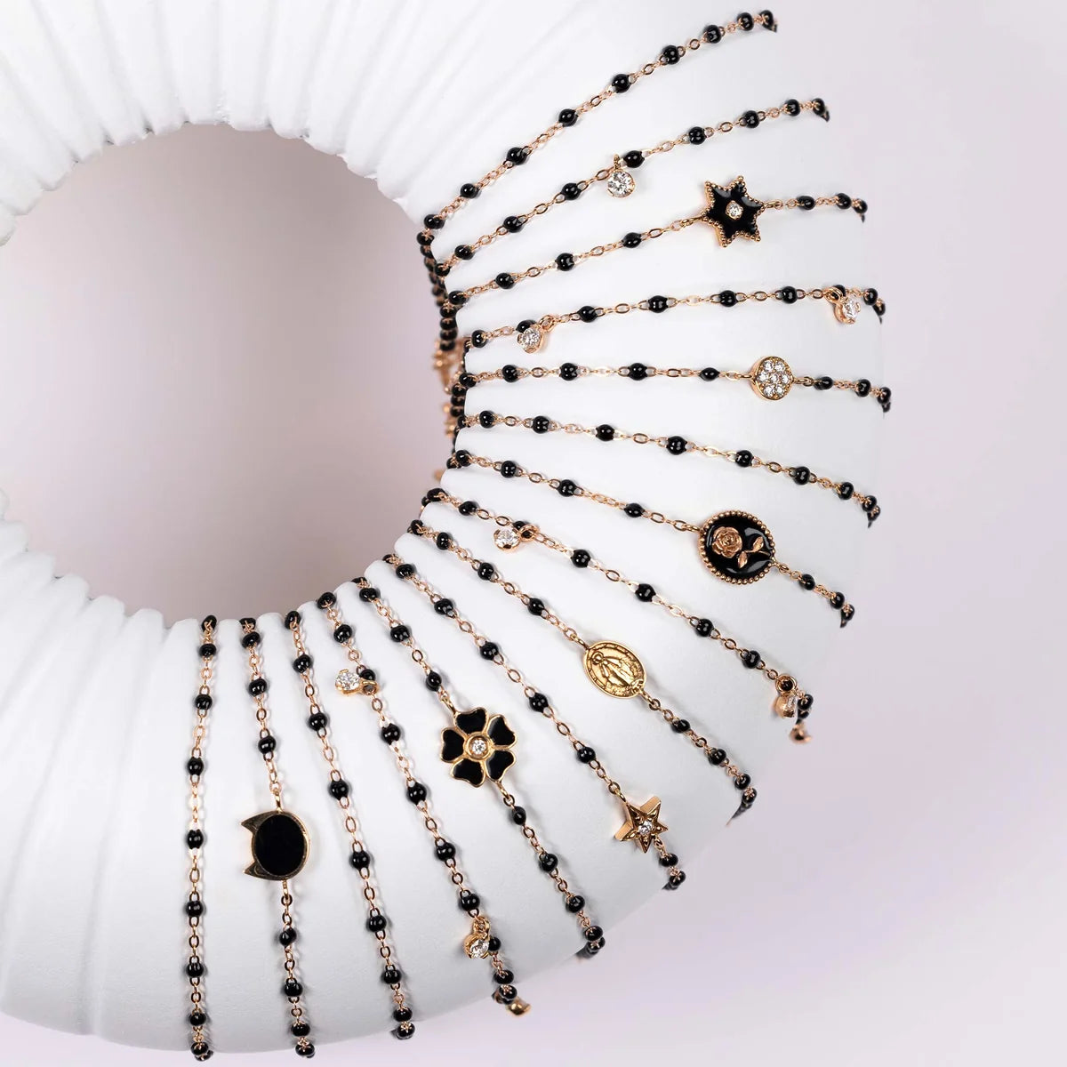 Bracelet Puce Noir or jaune diamants 17cm