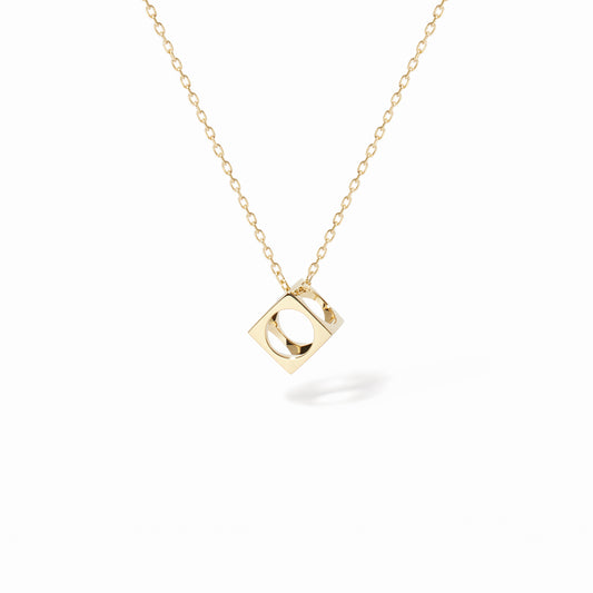 Pendentif sur chaine Le Pavé petit modèle or jaune