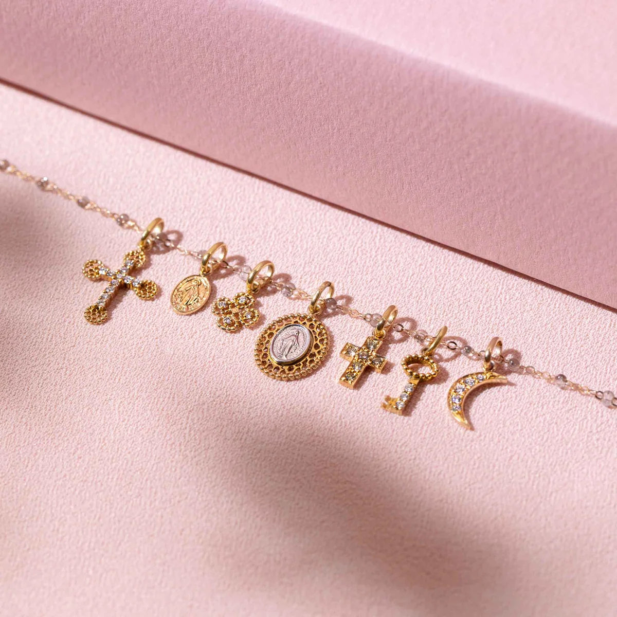 Pendentif Lune or jaune et diamant