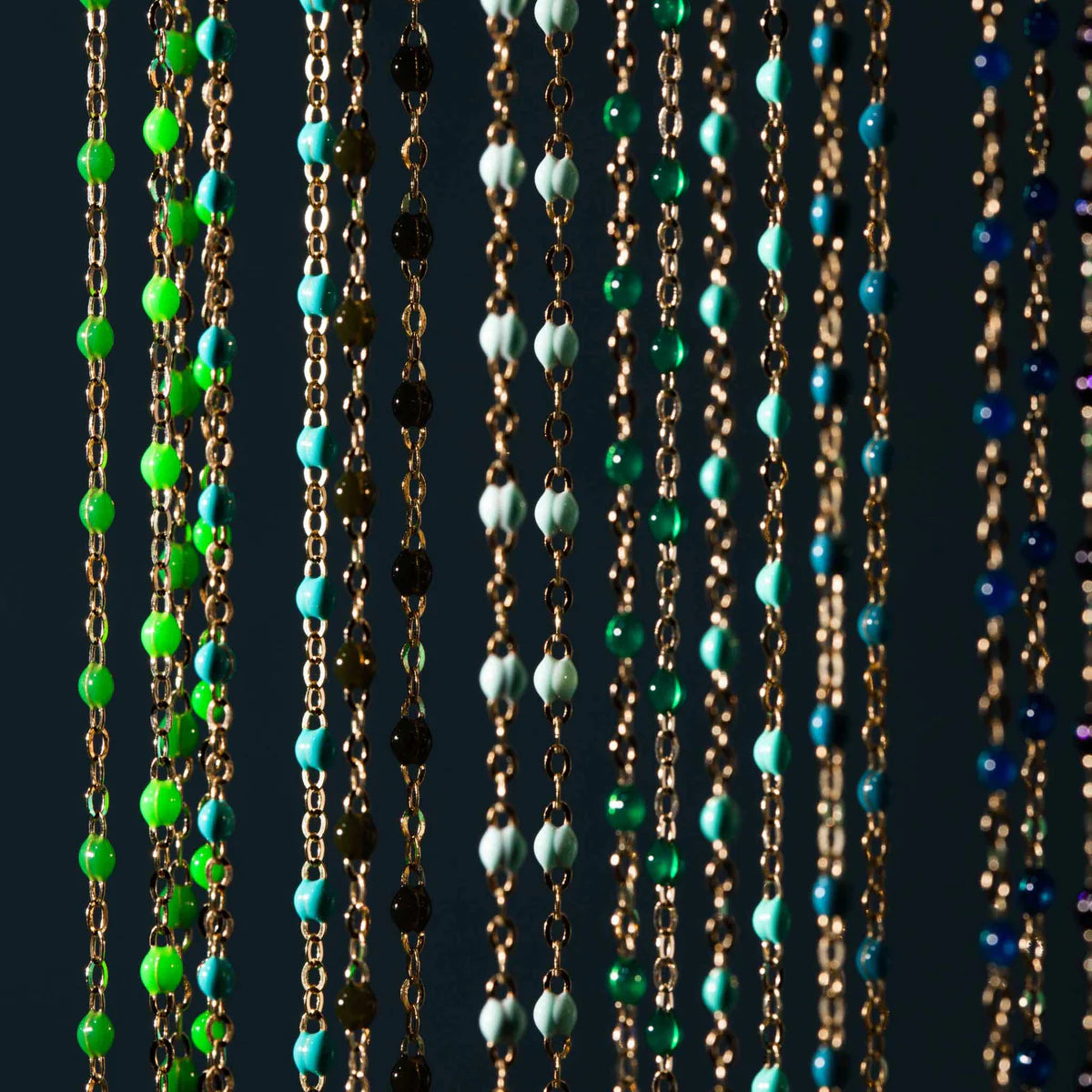 Collier Gigi Classique Emeraude or jaune 42cm